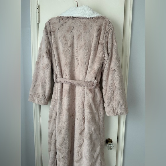 Stars Above Cozy Robe - Picture 4 of 4